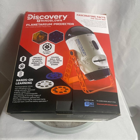 Discovery Mindblown Planetarium Projector Stars & Space Slides STEM 2019 - Picture 2 of 10
